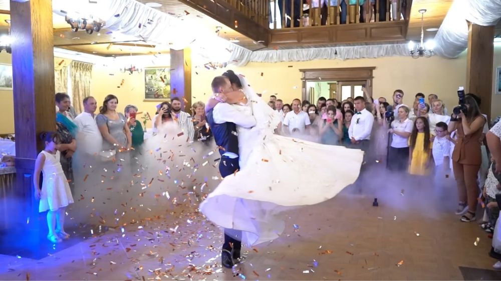 Весільна відеозйомка – ексклюзивно та доступно!