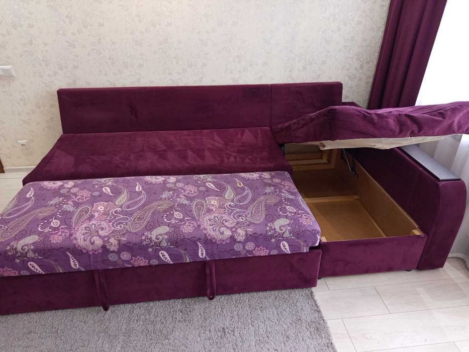 Великий розкладний бу диван