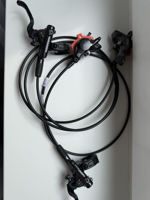 Нові гідравлічні гальма Shimano Deore XT M8100