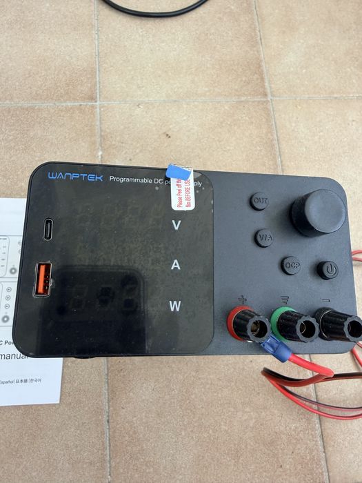 Fonte de Alimentação WANPTEK TPS3010 30V 10A