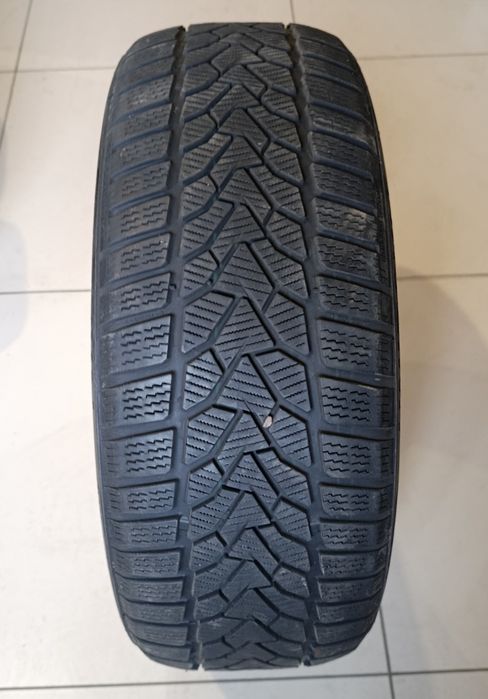 Шина (одна) б/у 205/50R17 93V XL Uniroyal Winterexpert