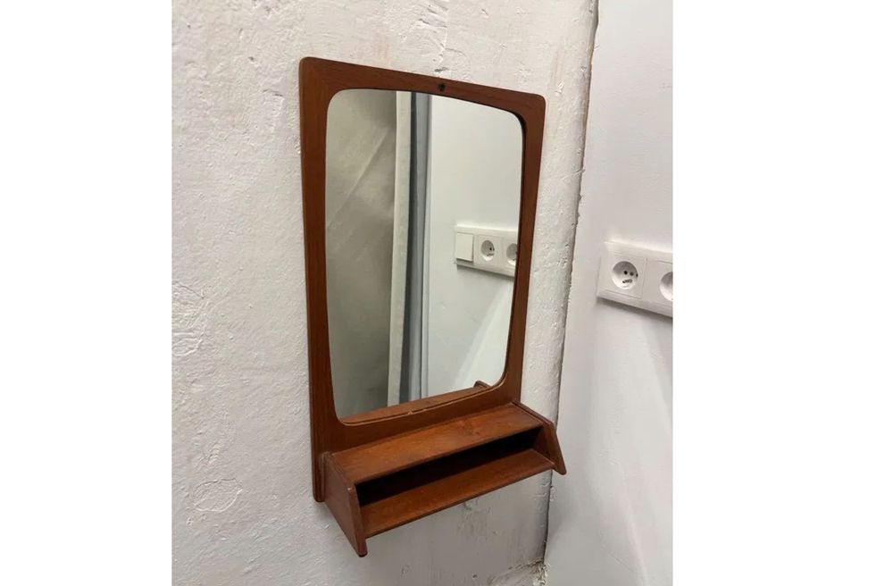 Duńskie teakowe lustro ścienne z półką, vintage midcentury