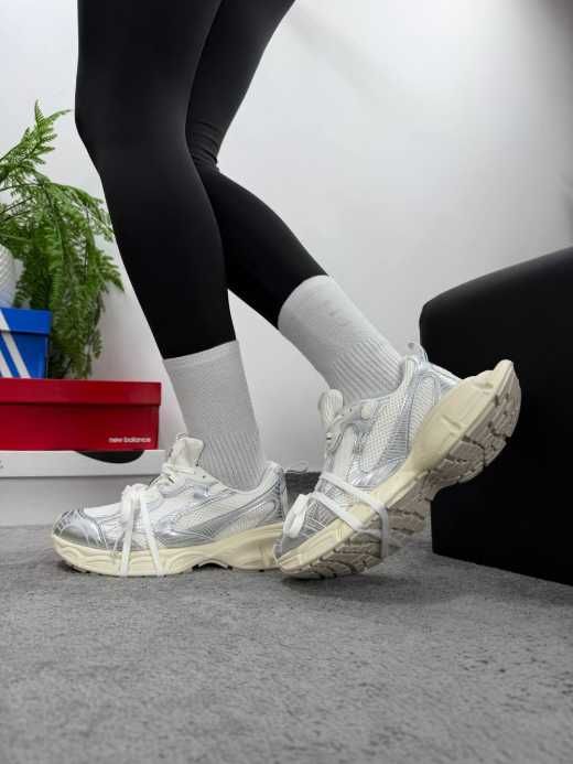 Balenciaga 3XL White Silver