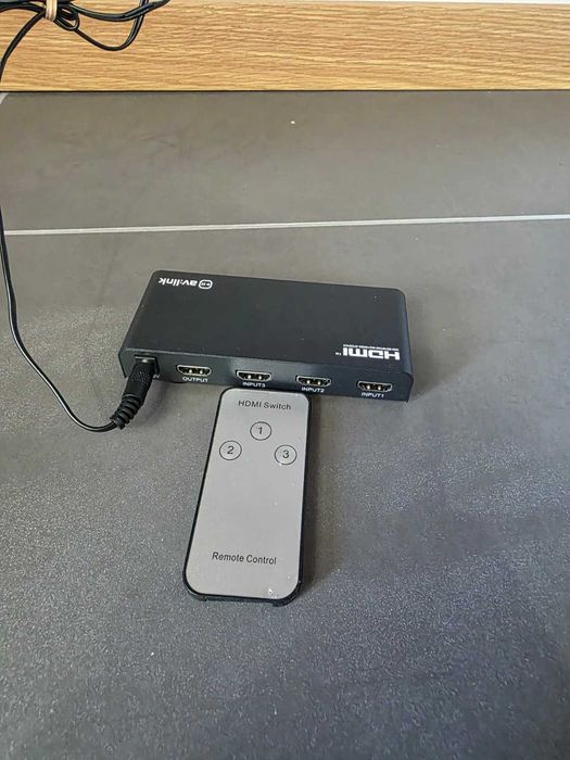 Splitter Hdmi 3 in x 1 out Av:Link como novo