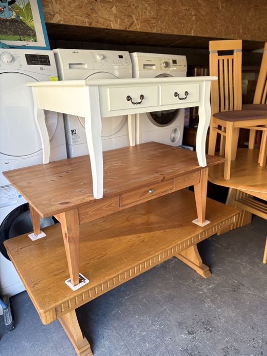 Stoliki różne modele