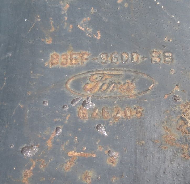 Корпус воздушного фильтра форд 83EF-9600 8B 646205