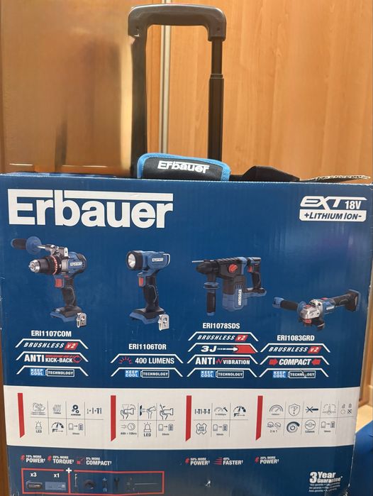 Zestaw 3 elektronarzędzi Erbauer 18V plus latarka