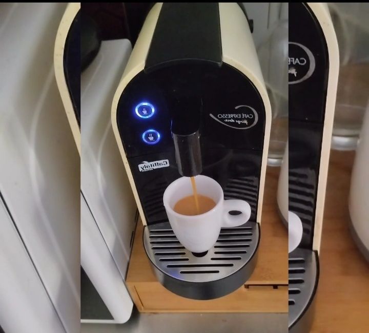 Máquina (usada) Expresso Pingo Doce