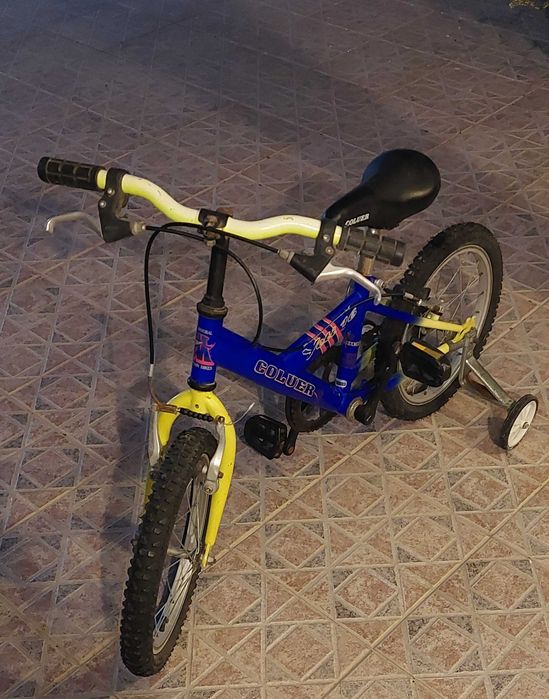 Bicicleta de criança usada
