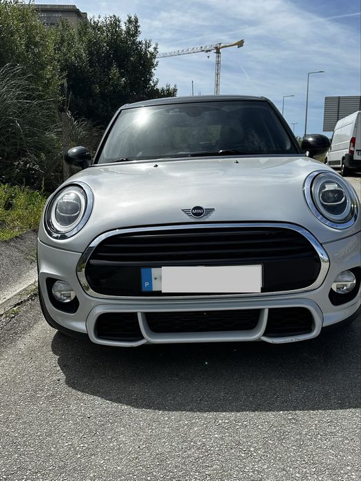 MINI Cooper D 5 Portas Auto JCW – Full Extras – Impecável