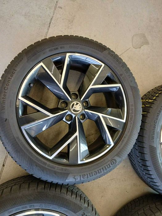 Oryginalne koła zimowe 19 cali Skoda Kodiaq opony 235/50 R19
