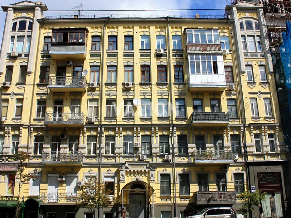 Продаж 2 кім. квартири в Центрі, Вул. Саксаганского, М Палац Спорту