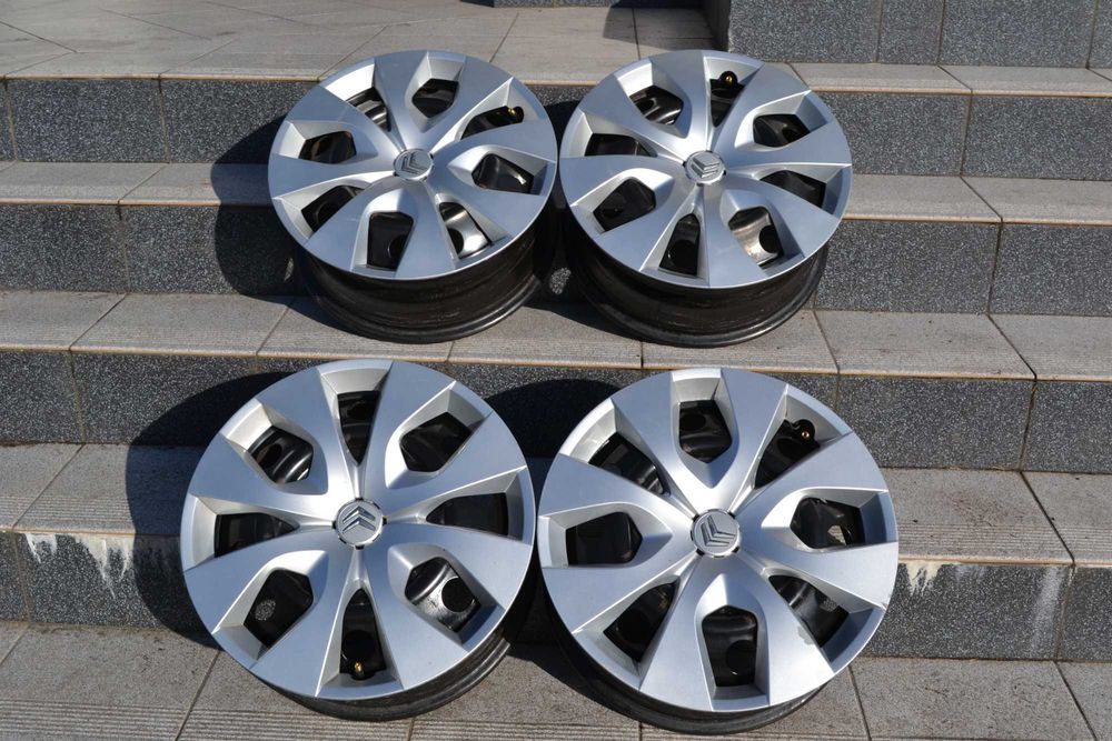 Felgi z kołapakami  5x108 Citroen 16 Cali