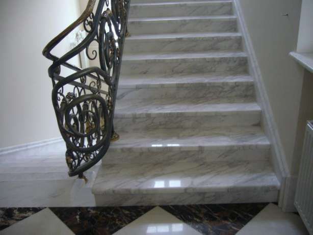 Столешницы, подоконники, плитка из мрамора, гранита, оникса, травертин