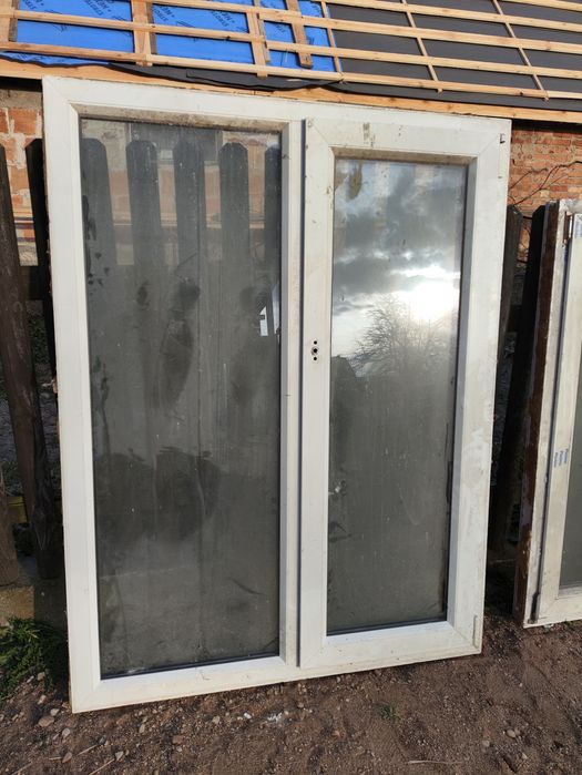 Okna z demontażu i drzwi, różne 120x158, 137x119, 178x158,