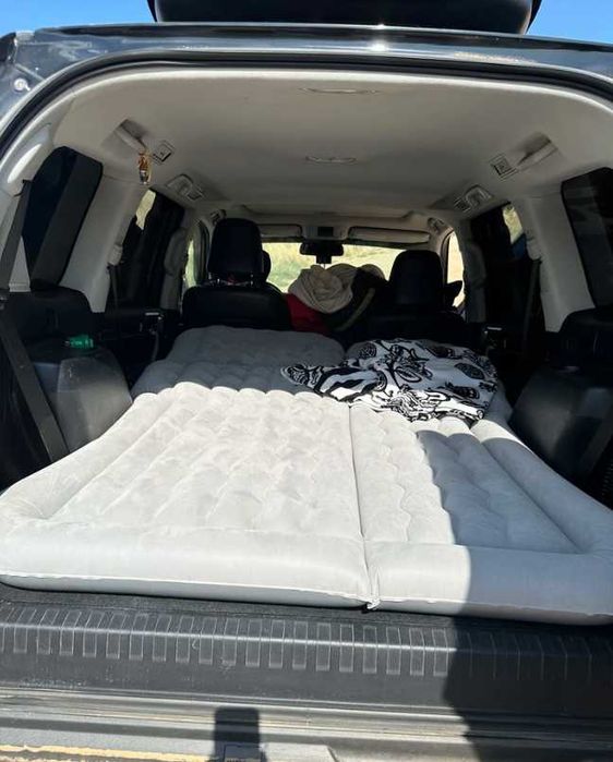 Автоматрас надувний в багажник матрас в авто з насосом 180/130 см