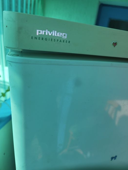Морозильна камера Privileg 160см