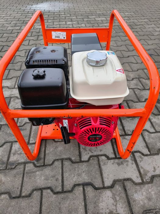 Agregat prądotwórczy 6,5kVa  rok 2018 Europower silnik Honda