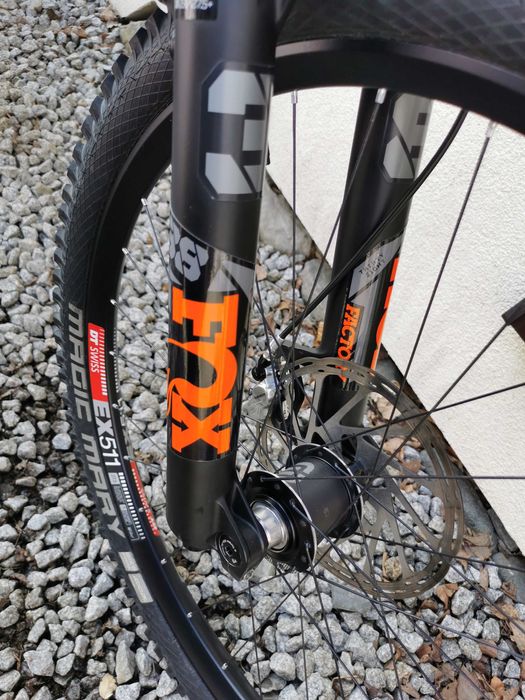 YT Capra Custom. Nowa rama XL. Fox Factory Grip x2. EXT e-Storia. Sram X0.