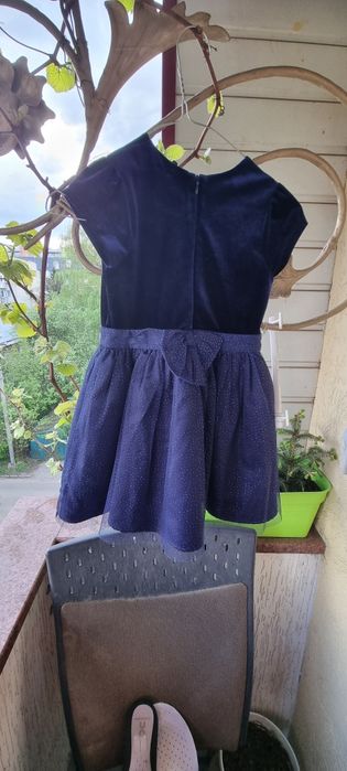 Сукня для дівчинки