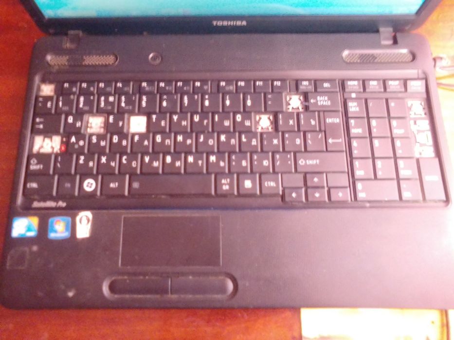 Продам ноутбук TOSHIBA В робочому стані