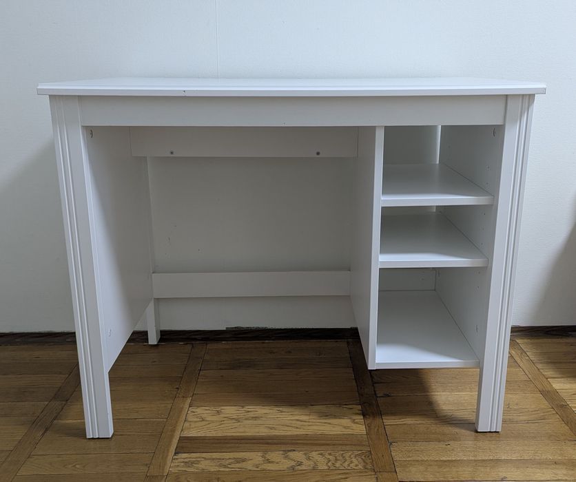 Письмовий стіл ІКЕА BRUSALI