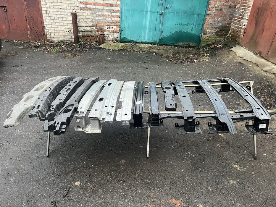 Підсилювач бампера Skoda Golf 7 Seat meriva jumpy expert 3