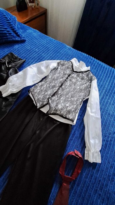 Fato de vampiro menino