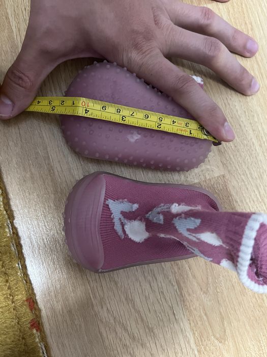 Дитяче взуття 4 пари