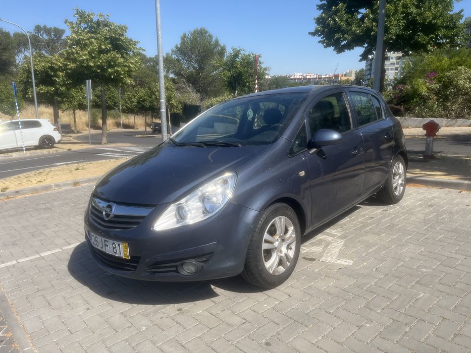 Opel corsa 1.2 2011
