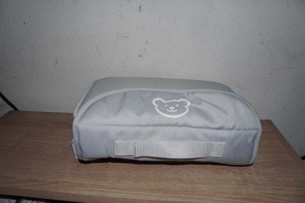 Cadeira de papa portátil (ou assento elevatório de viagem)