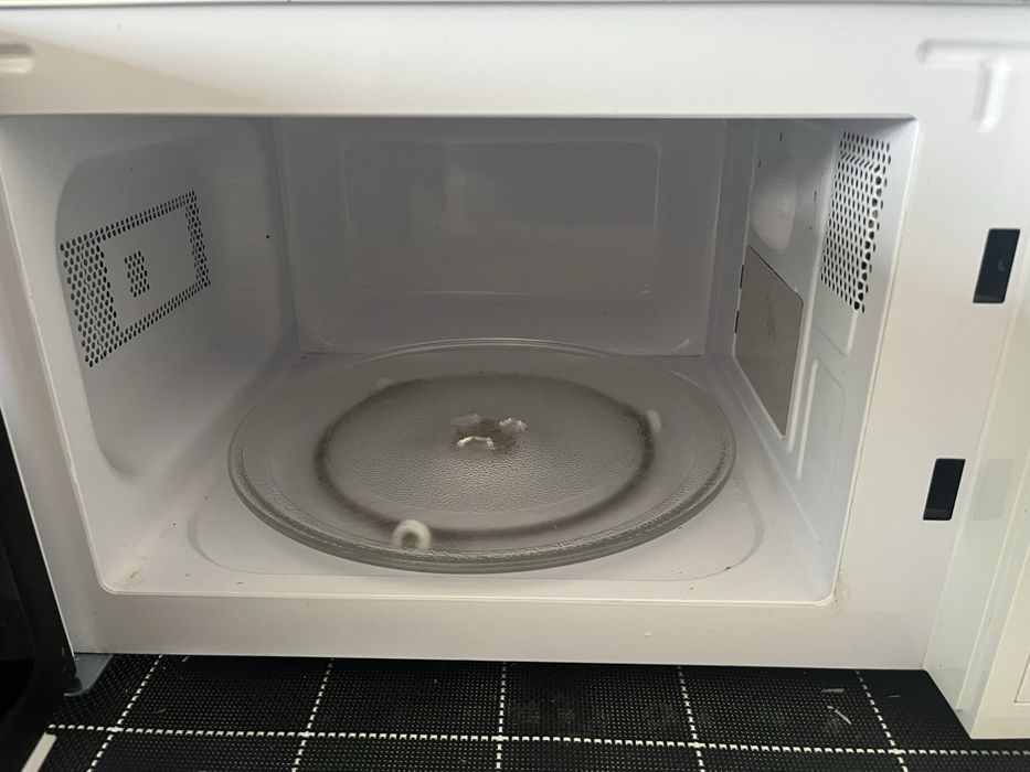 Micro-ondas Flama 1847FL