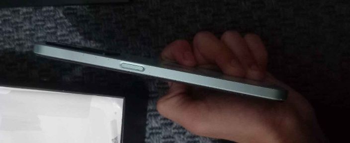 Oppo A57. 4GB. como novo