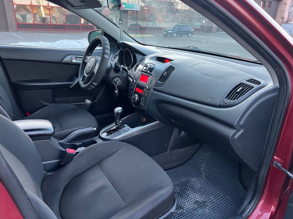 Продам кіа черато