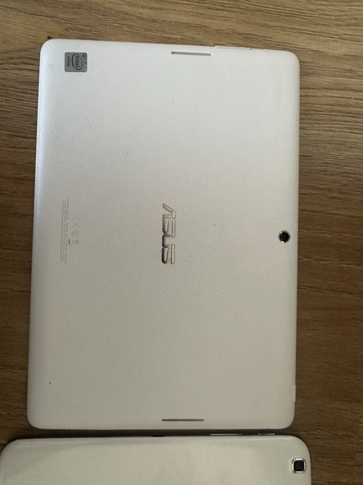Планшет Asus, samsung на запчастини