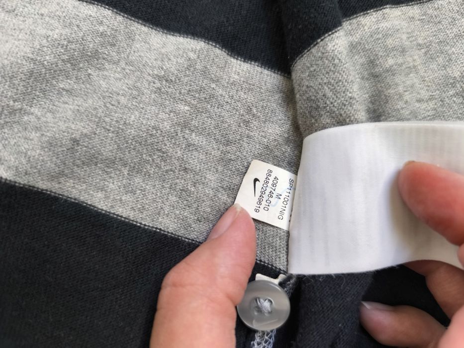 Sweter damski w paski Nike