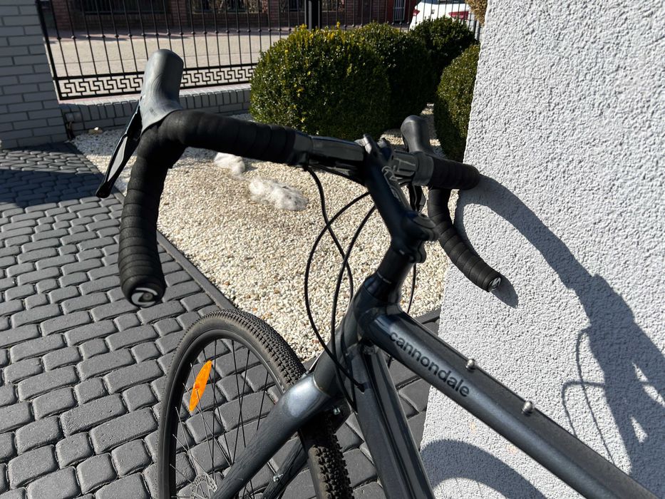 Cannondale Topstone 105 / rama M / Gravel