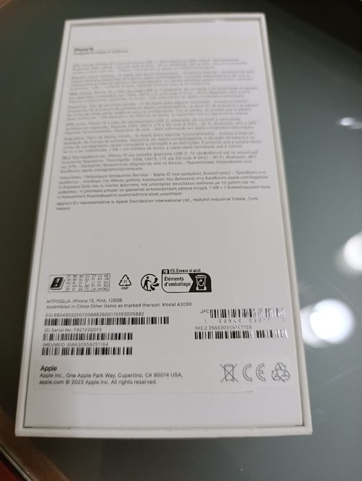 iPhone 15 128gb.