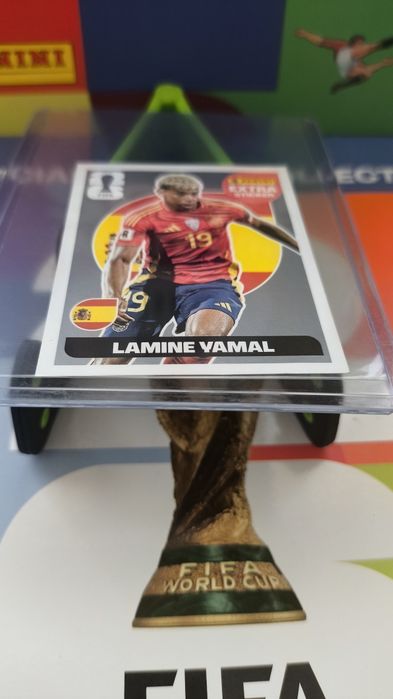 Lamine Yamal Prata Extra Sticker Panini FIFA World Cup 2026