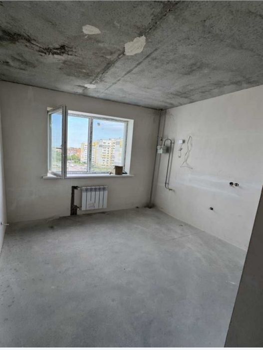 Однокімнатна квартира жк Пелюстковий від власника 45м