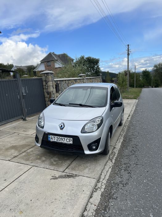 Renault  twingo 2011 1.2 бензин економна