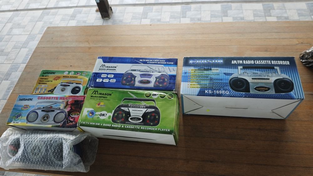 Портативные стерео кассетные радио и мини музыкальные центры. НОВЫЙ