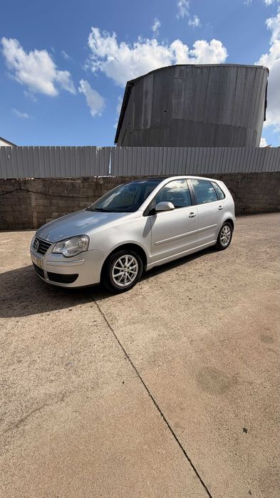 Vendo Polo 1.4 TDI 5 lugares