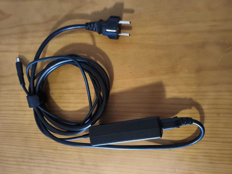 Carregador Portátil Dell / com cabo alimentação