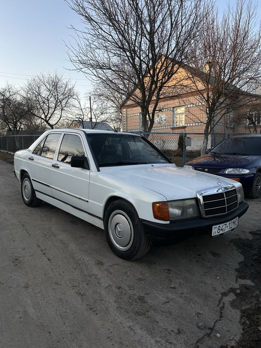 Мерседес 190 w201