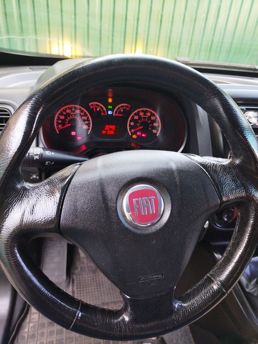 Продаж автомобіль Fiat Doblo Panorama