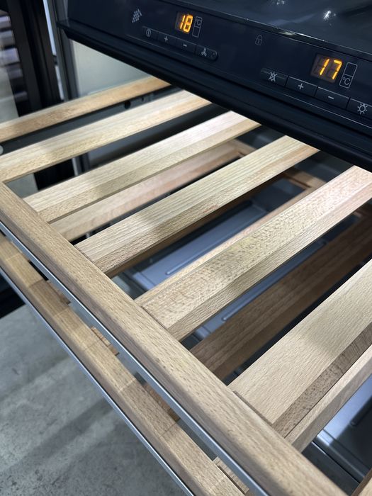 Винна шафа Miele KWT 4154 UG-1