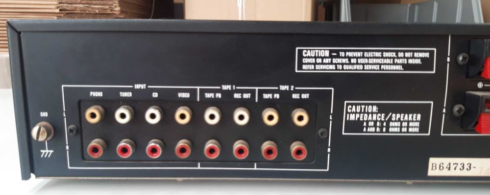 Vector Research VA-1100 Amplificador