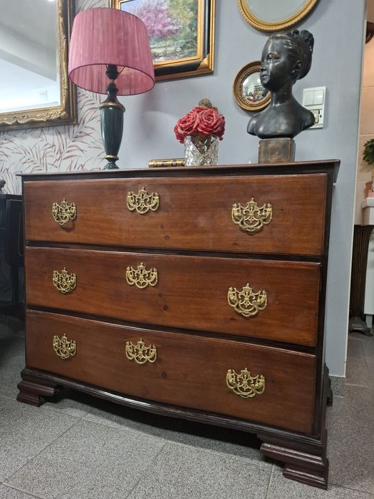 Cómoda D. Maria Original em Madeira Maciça.