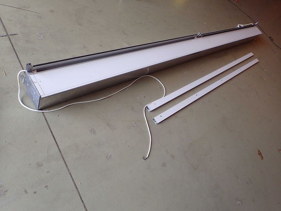 Roleta antywłamaniowa, zewnętrzna, natynkowa kaseta Aluprof 350cm.